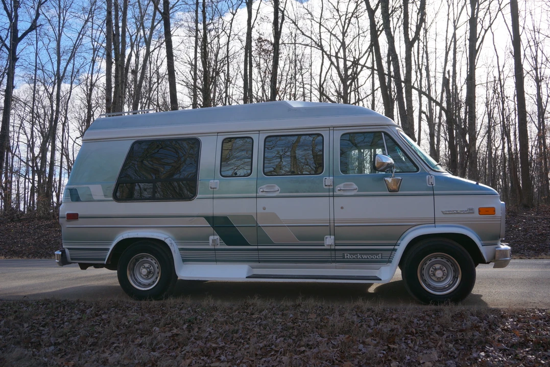 1992 GMC G-series Van - Image 14 of 31