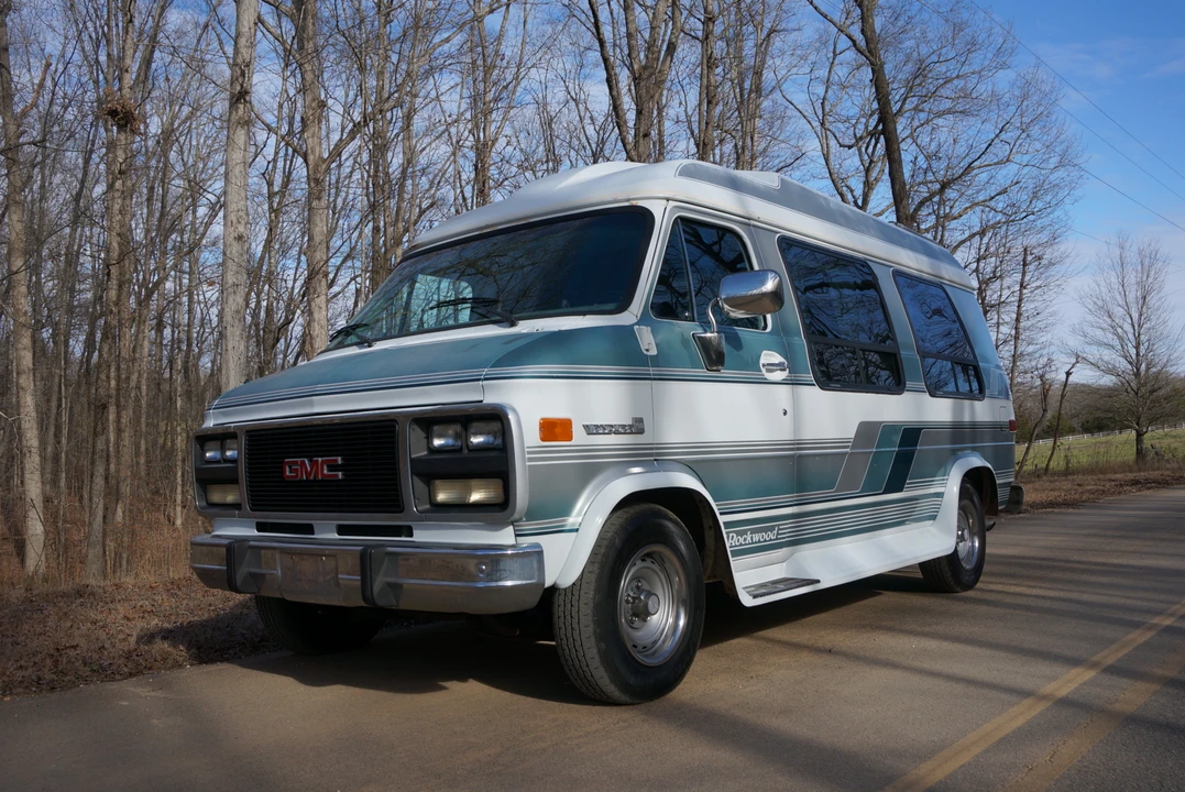 1992 GMC G-series Van - Image 16 of 31