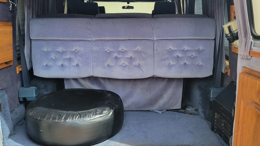 1992 GMC G-series Van - Image 8 of 11