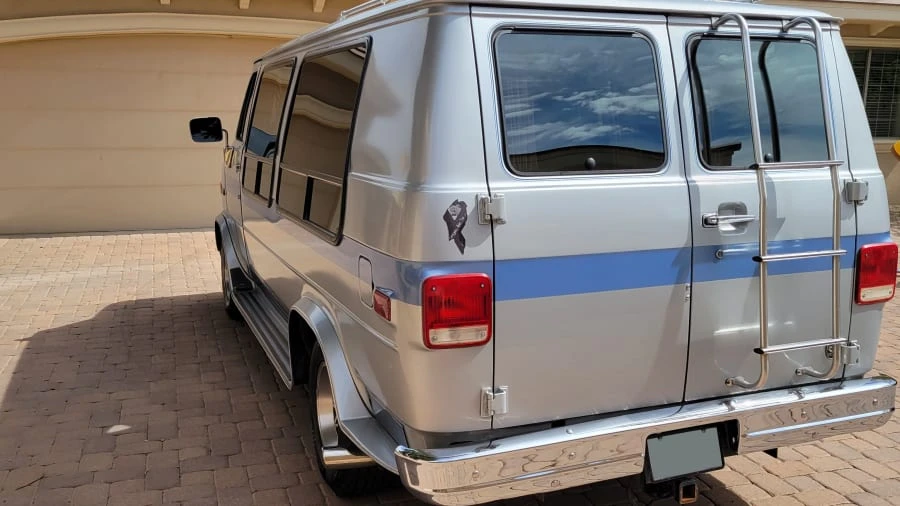 1992 GMC G-series Van - Image 10 of 11