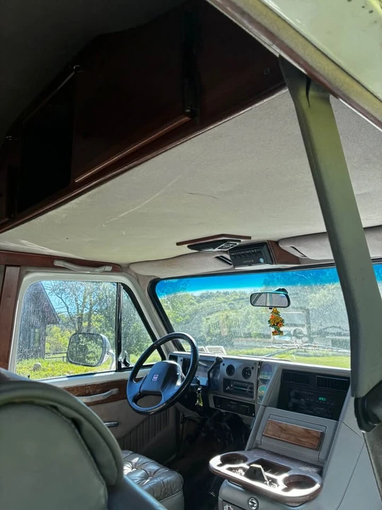 1992 GMC G-series Van - Image 7 of 8