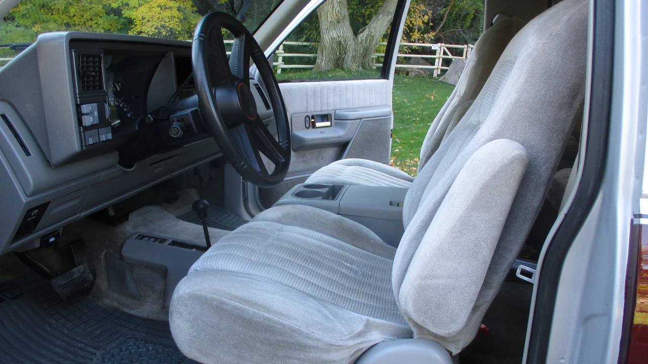 1992 GMC Yukon 1st Gen - Image 3 of 31