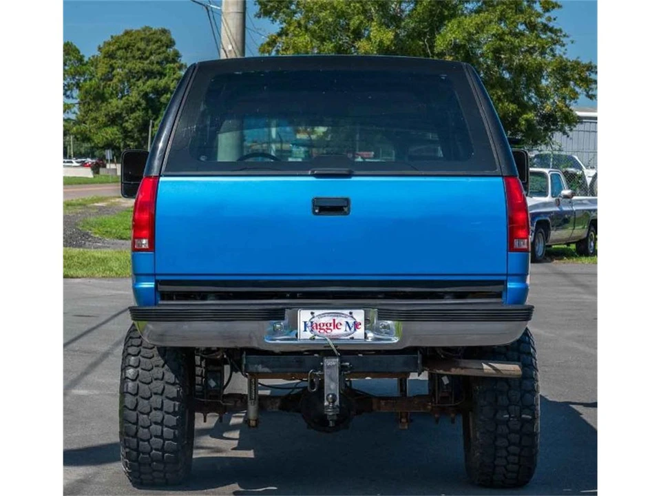 1992 GMC Yukon - Image 2 of 11