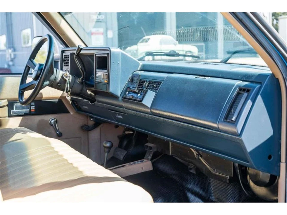 1992 GMC Yukon - Image 9 of 11