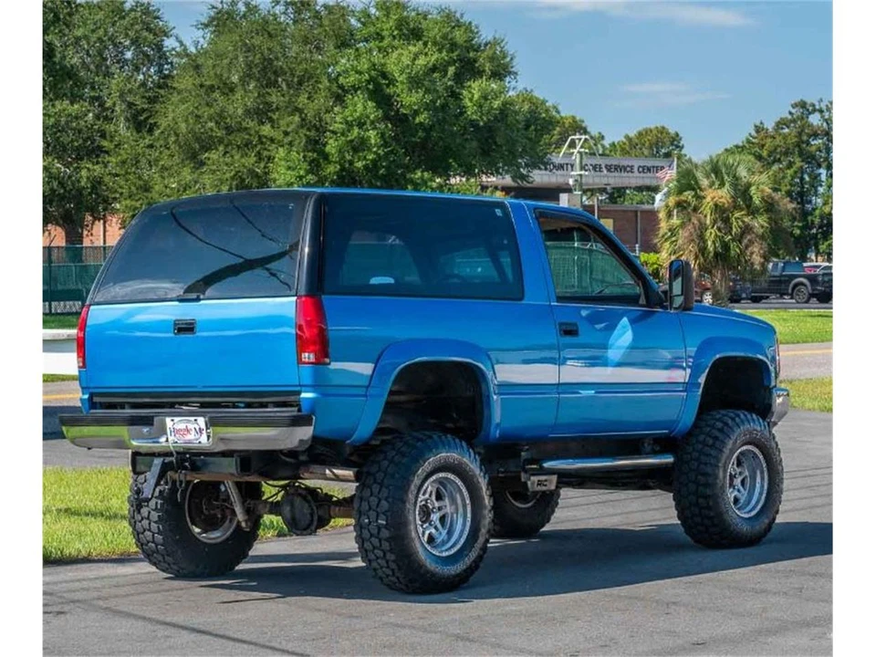 1992 GMC Yukon - Image 4 of 11