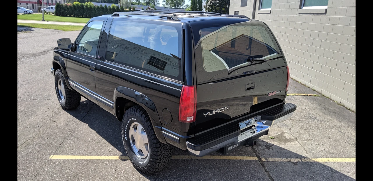 1992 GMC Yukon 1st Gen - Image 18 of 31