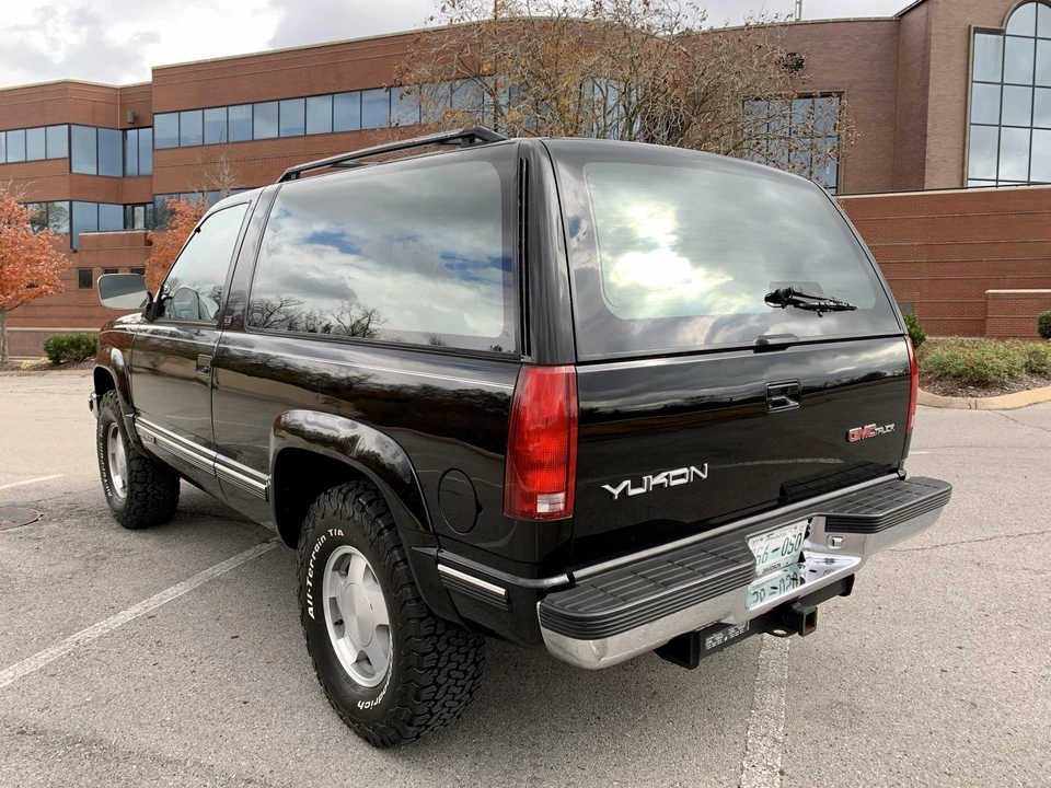 1992 GMC Yukon 1st Gen - Image 14 of 31