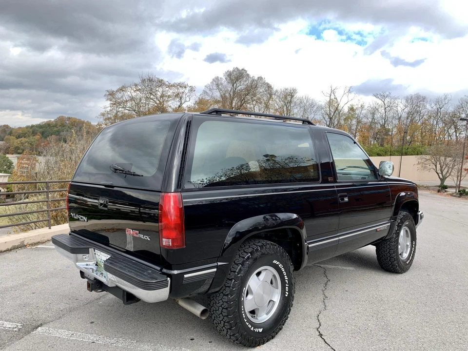 1992 GMC Yukon 1st Gen - Image 11 of 31