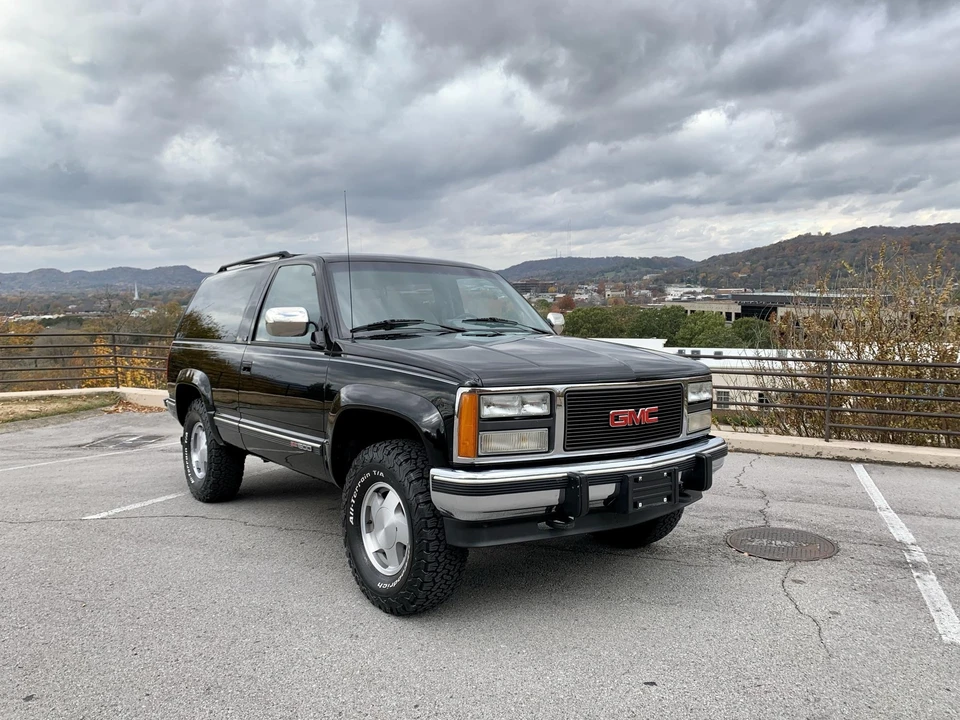 1992 GMC Yukon 1st Gen - Image 4 of 31