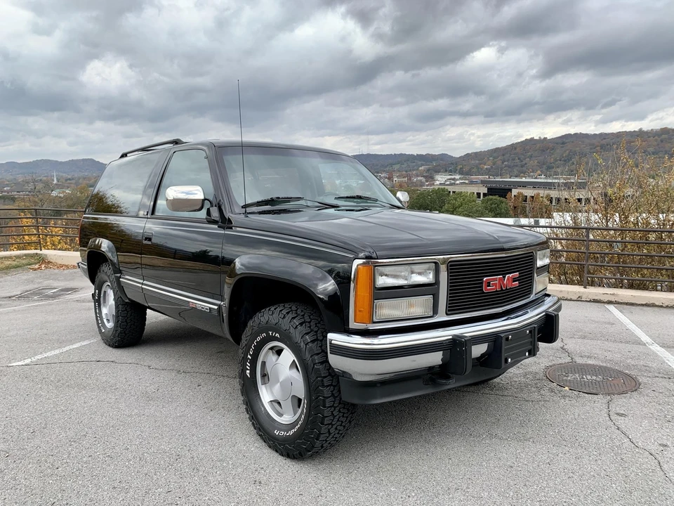 1992 GMC Yukon 1st Gen - Image 5 of 31