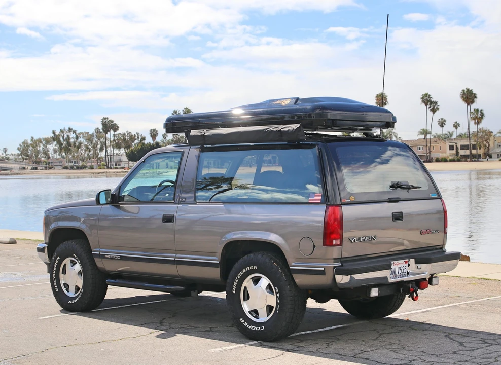 1992 GMC Yukon 1st Gen - Image 11 of 31