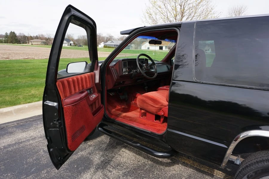 1992 GMC Yukon 1st Gen - Image 4 of 21