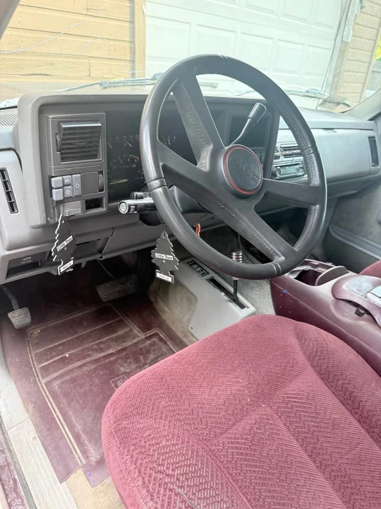 1992 GMC Yukon - Image 5 of 8