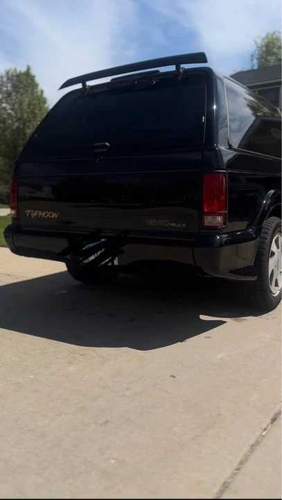1992 GMC Syclone - Image 4 of 10