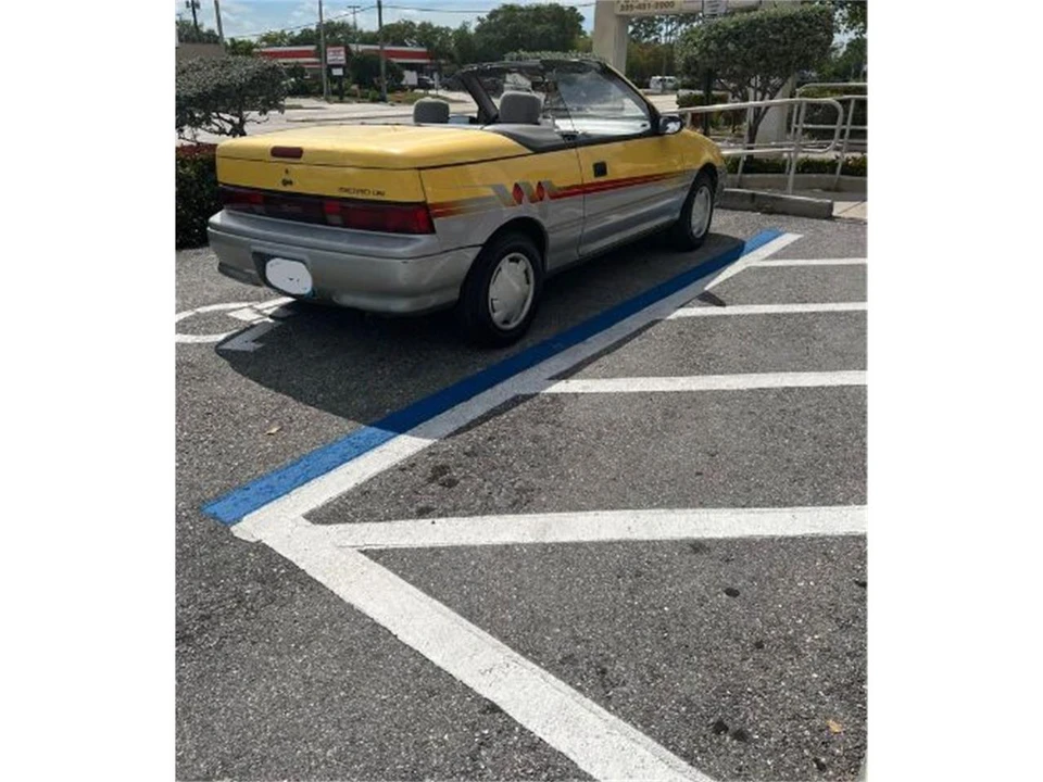 1992 Geo Metro - Image 4 of 14