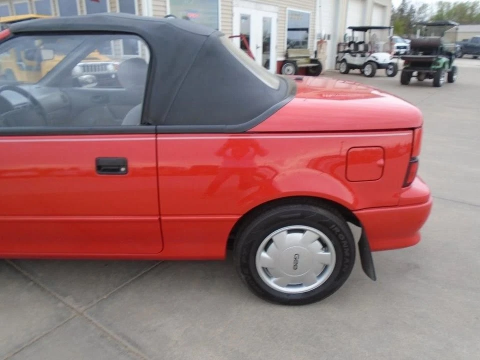 1992 Geo Metro - Image 4 of 21