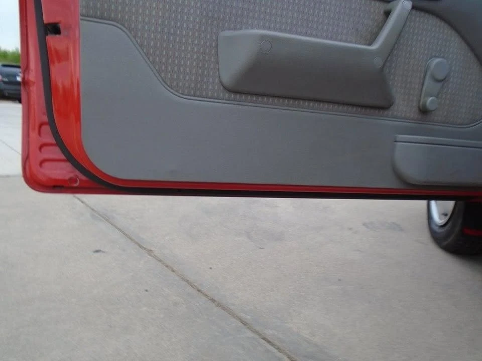1992 Geo Metro - Image 18 of 21