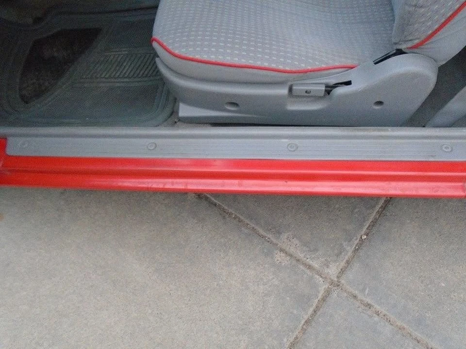 1992 Geo Metro - Image 16 of 21
