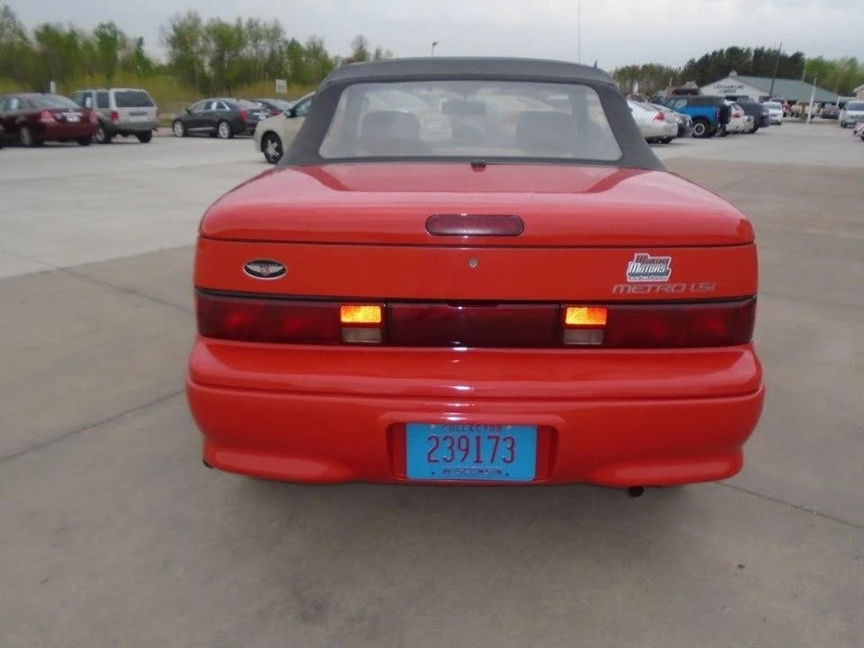 1992 Geo Metro - Image 10 of 21