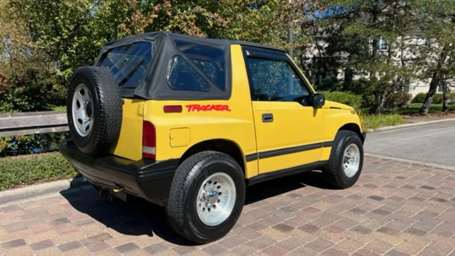 1992 Geo Tracker - Image 16 of 18