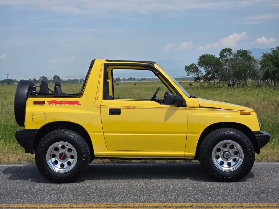 1992 Geo Tracker - Image 7 of 31