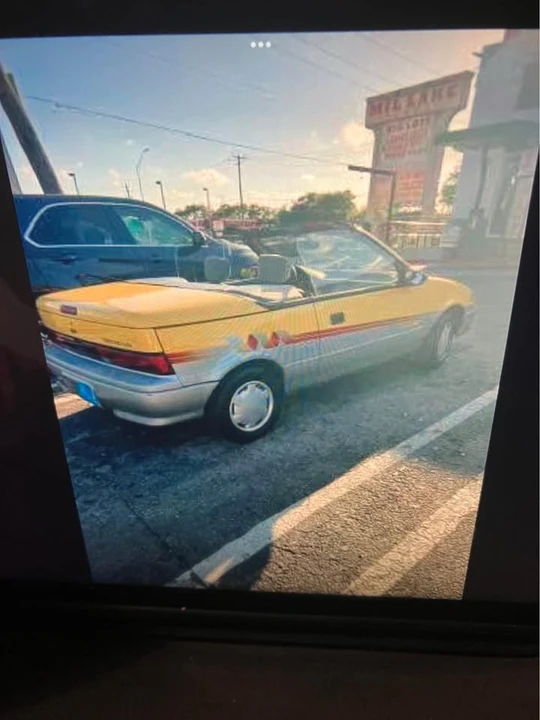 1992 Geo Metro - Image 9 of 9