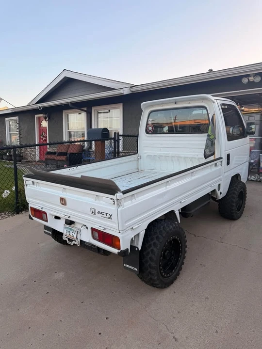 1992 Honda Acty 2nd Gen - Image 2 of 8