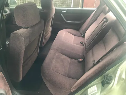 1992 Honda Accord 4th Gen - Image 4 of 8