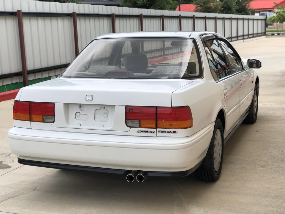 1992 Honda Accord 4th Gen - Image 8 of 31