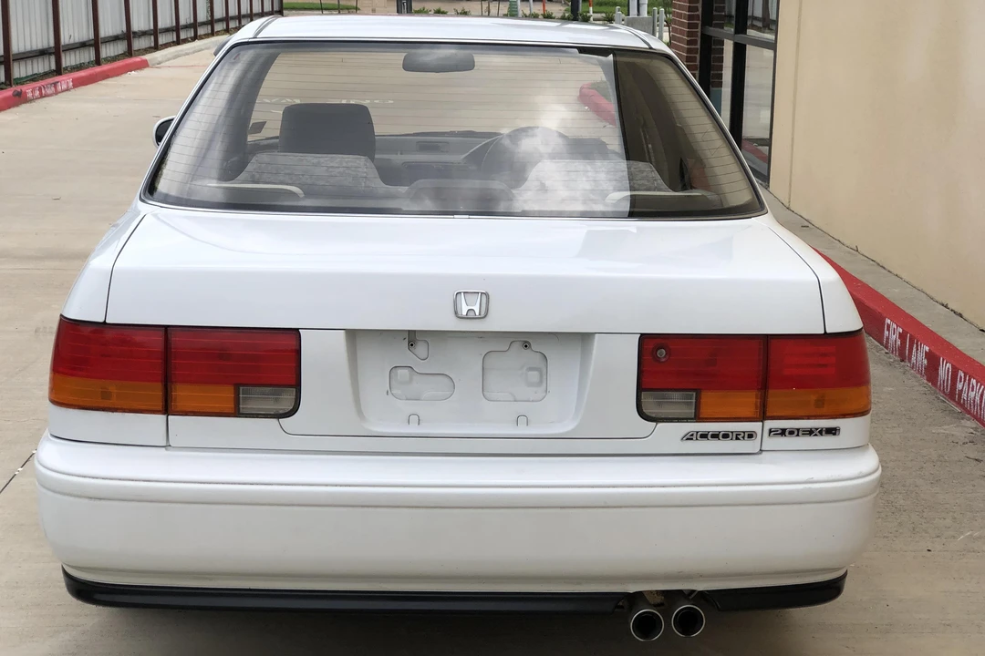 1992 Honda Accord 4th Gen - Image 5 of 31