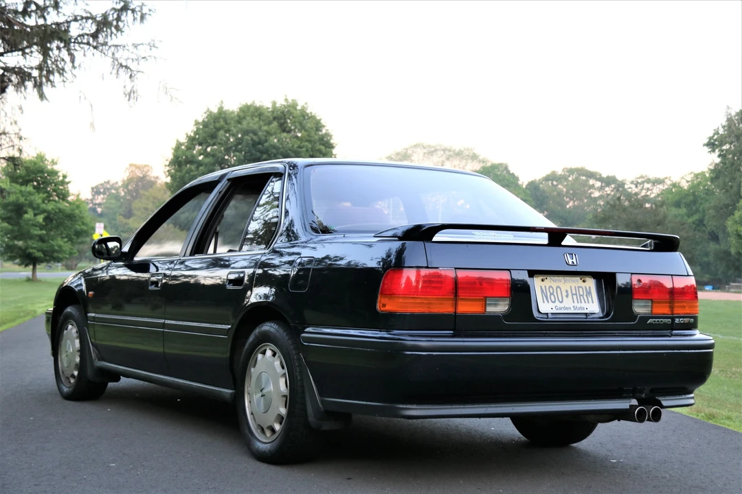 1992 Honda Accord 4th Gen - Image 23 of 31