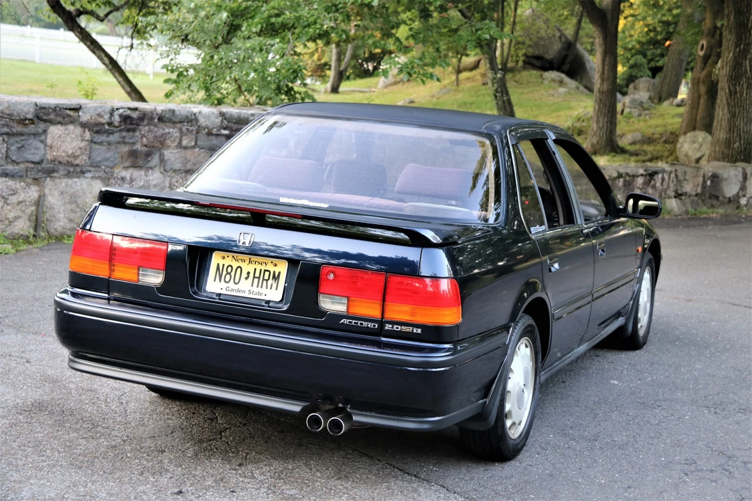 1992 Honda Accord 4th Gen - Image 24 of 31