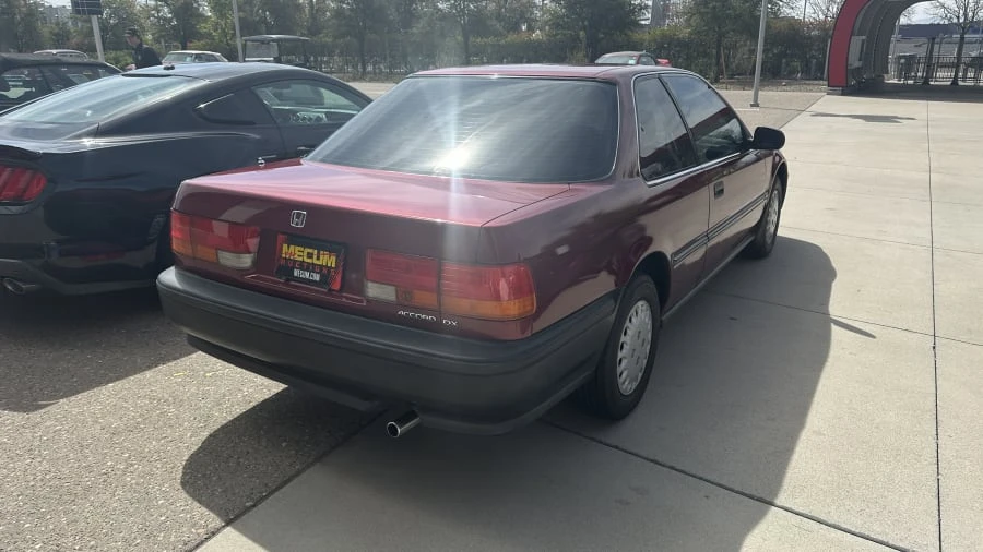1992 Honda Accord 4th Gen - Image 2 of 4