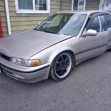 1992 Honda Accord DX Sedan 4D