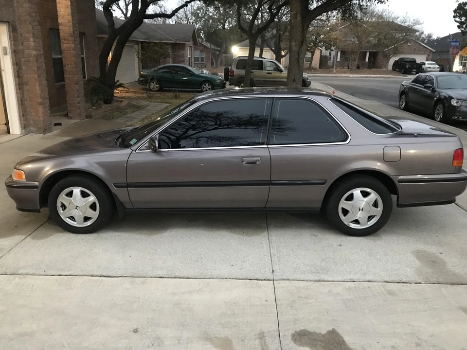 1992 Honda Accord 4th Gen - Image 19 of 31