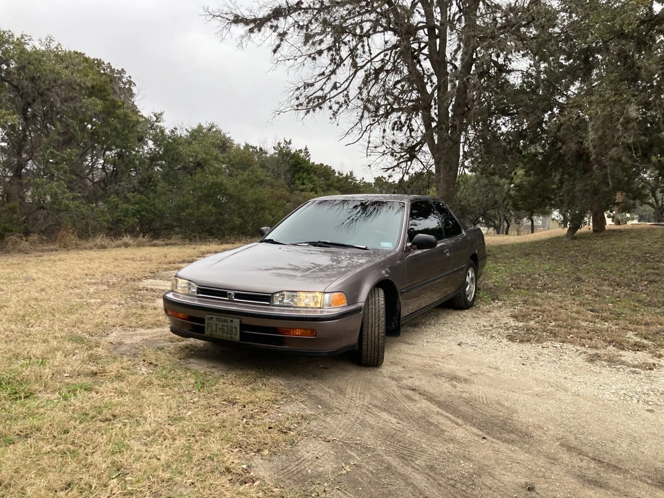 1992 Honda Accord 4th Gen - Image 4 of 31