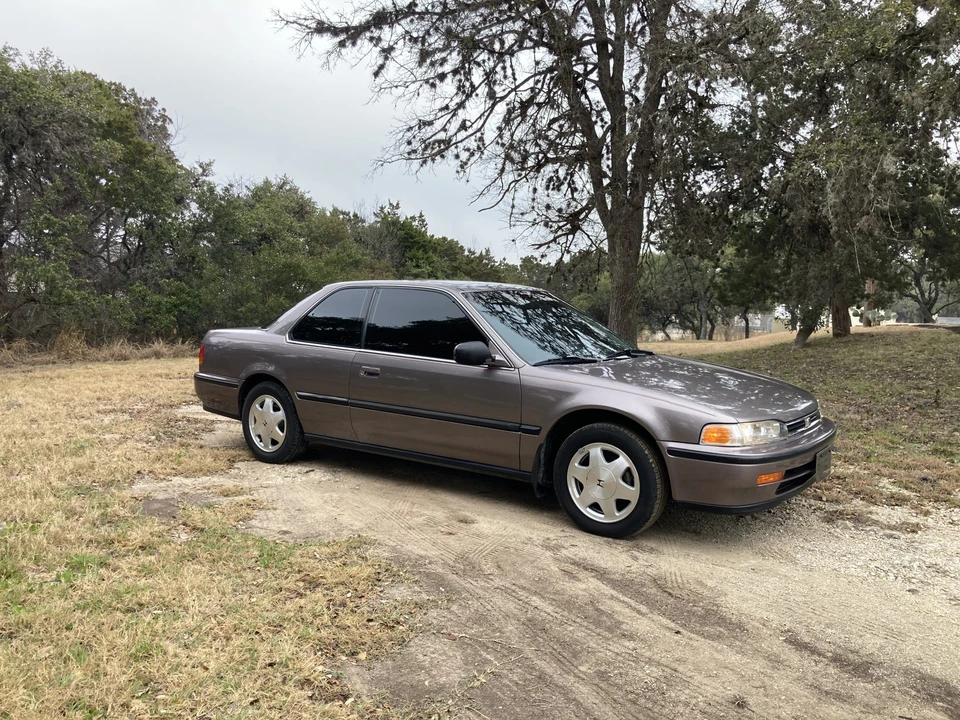 1992 Honda Accord 4th Gen - Image 15 of 31