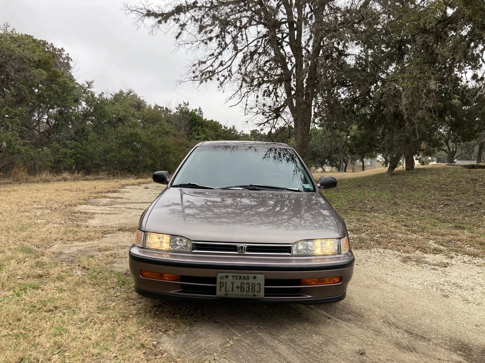 1992 Honda Accord 4th Gen - Image 2 of 31