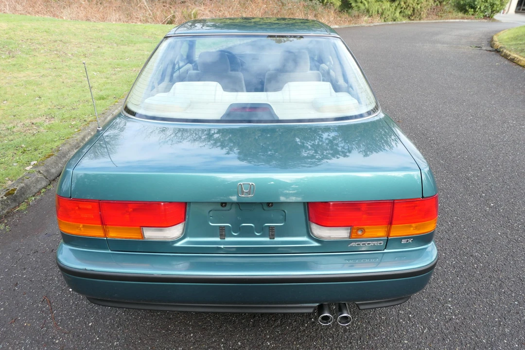 1992 Honda Accord 4th Gen - Image 27 of 31