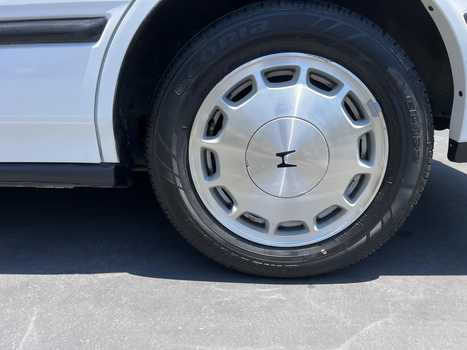1992 Honda Accord 4th Gen - Image 25 of 31