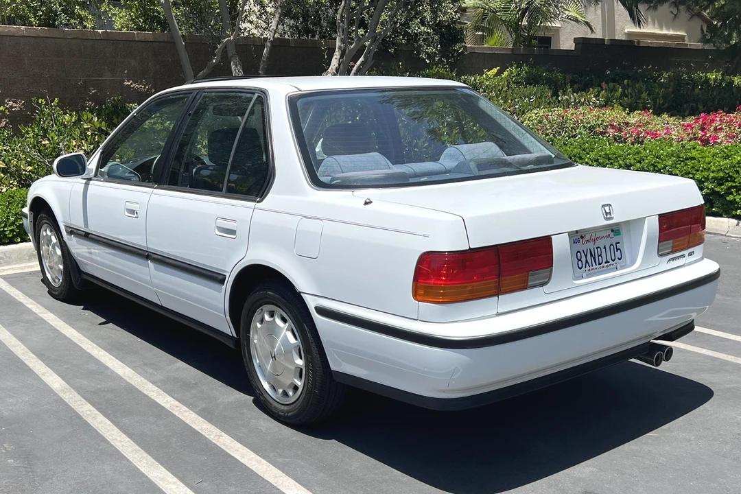 1992 Honda Accord 4th Gen - Image 4 of 31