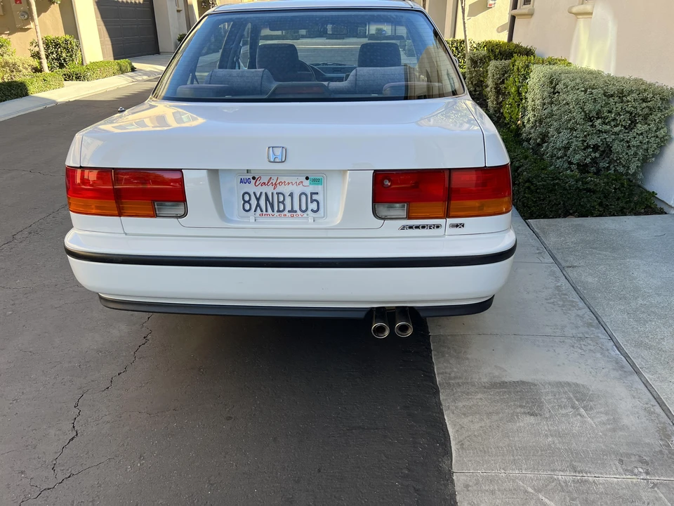 1992 Honda Accord 4th Gen - Image 9 of 31