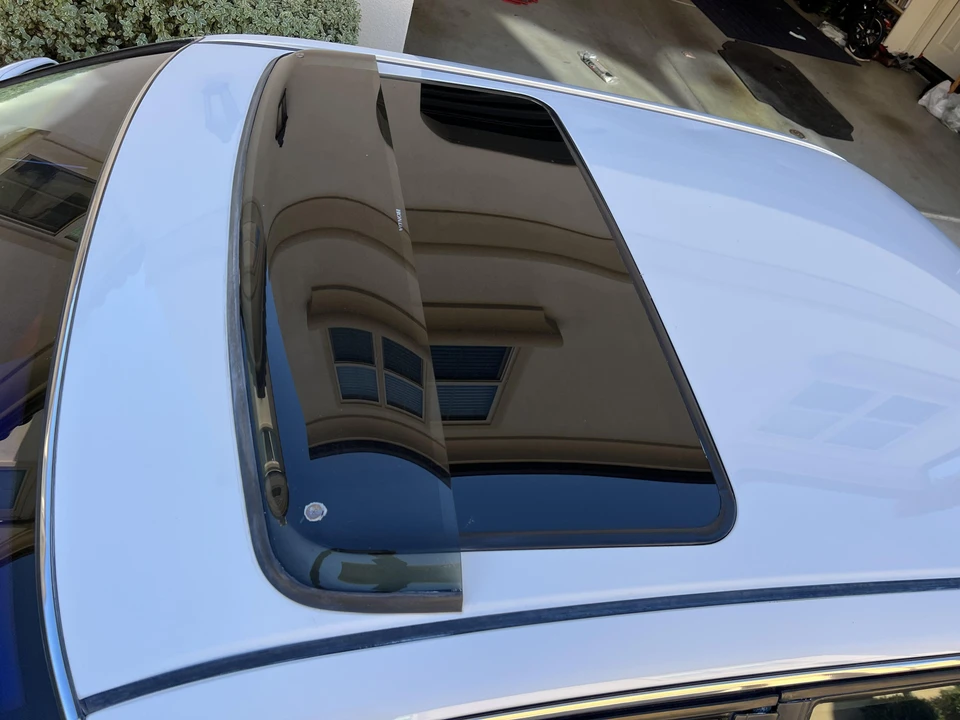 1992 Honda Accord 4th Gen - Image 14 of 31