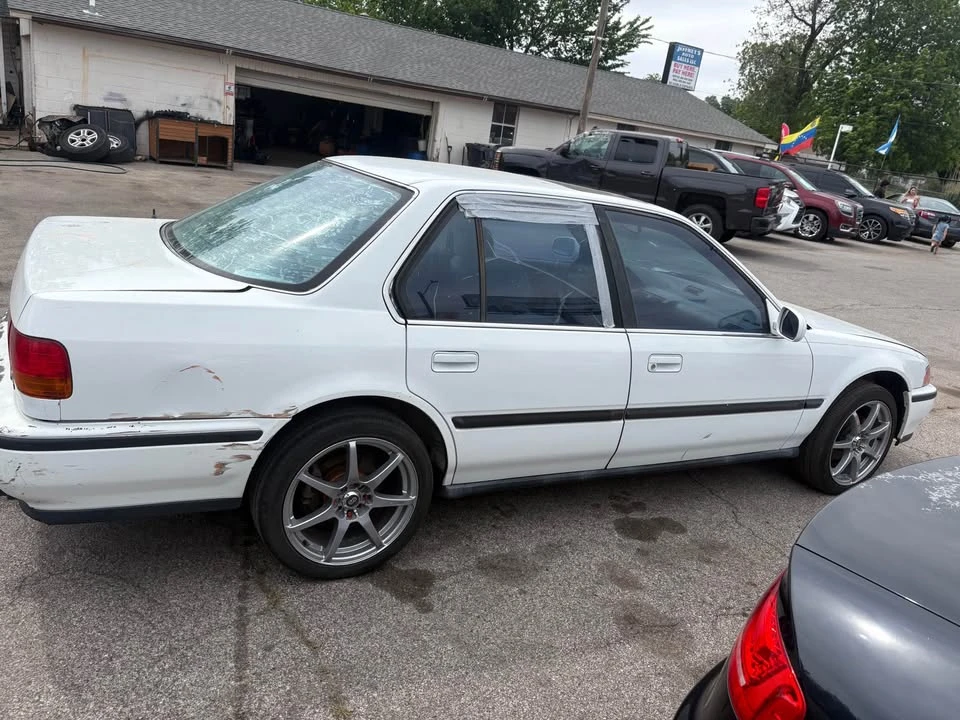1992 Honda Accord 4th Gen - Image 3 of 11