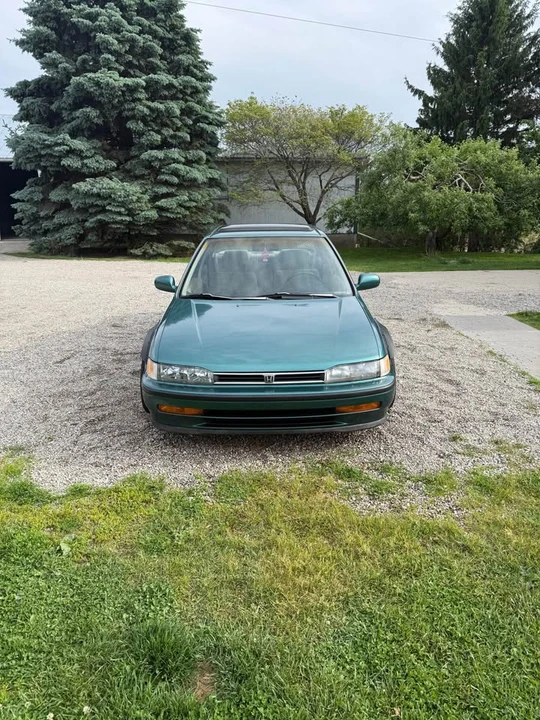 1992 Honda Accord 4th Gen - Image 3 of 21