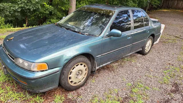 1992 Honda Accord 4th Gen - Image 4 of 10