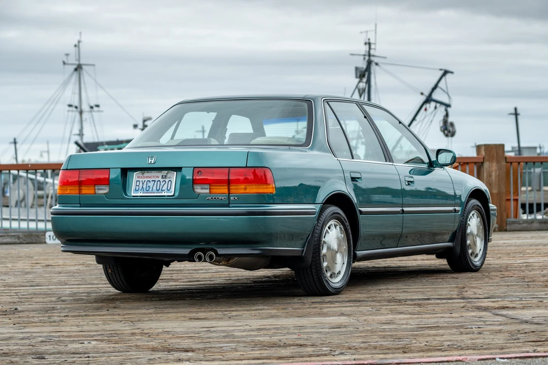 1992 Honda Accord 4th Gen - Image 5 of 31