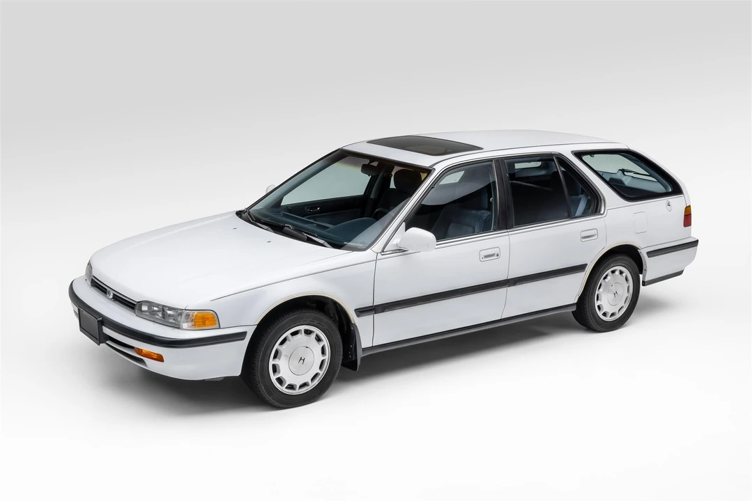 1992 Honda Accord 4th Gen - Image 9 of 31