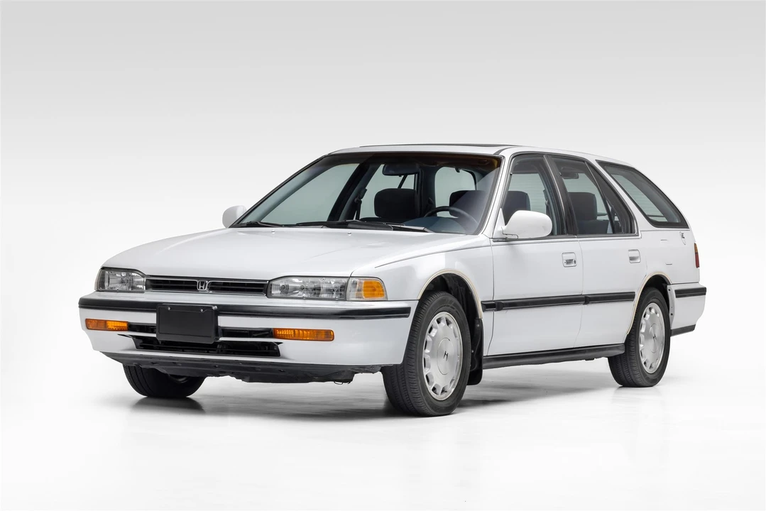 1992 Honda Accord 4th Gen - Image 7 of 31
