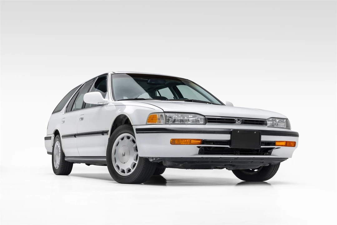 1992 Honda Accord 4th Gen - Image 17 of 31